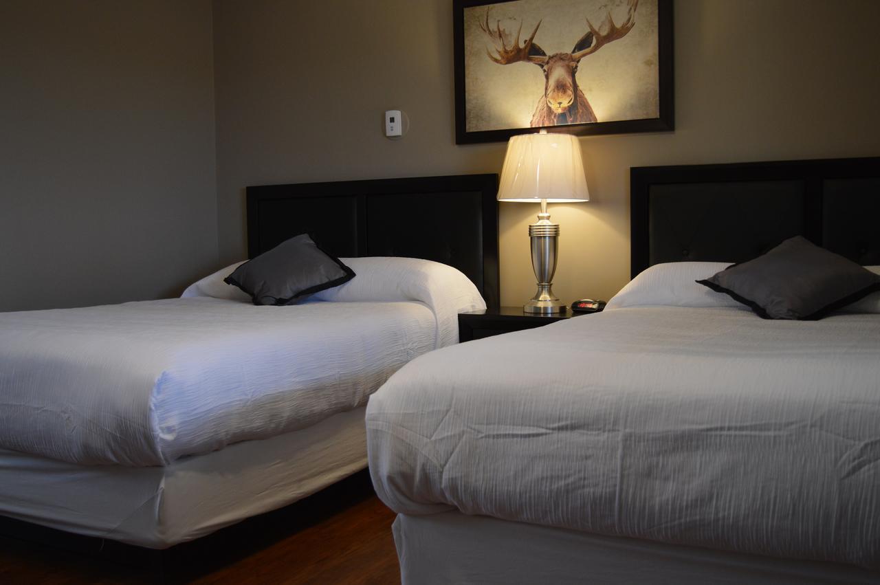 94 Motel & Rv Park 100 Mile House Bagian luar foto