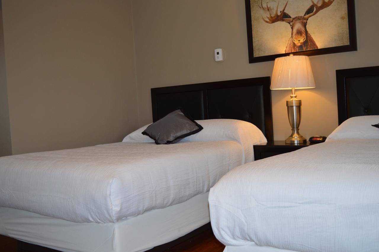 94 Motel & Rv Park 100 Mile House Bagian luar foto